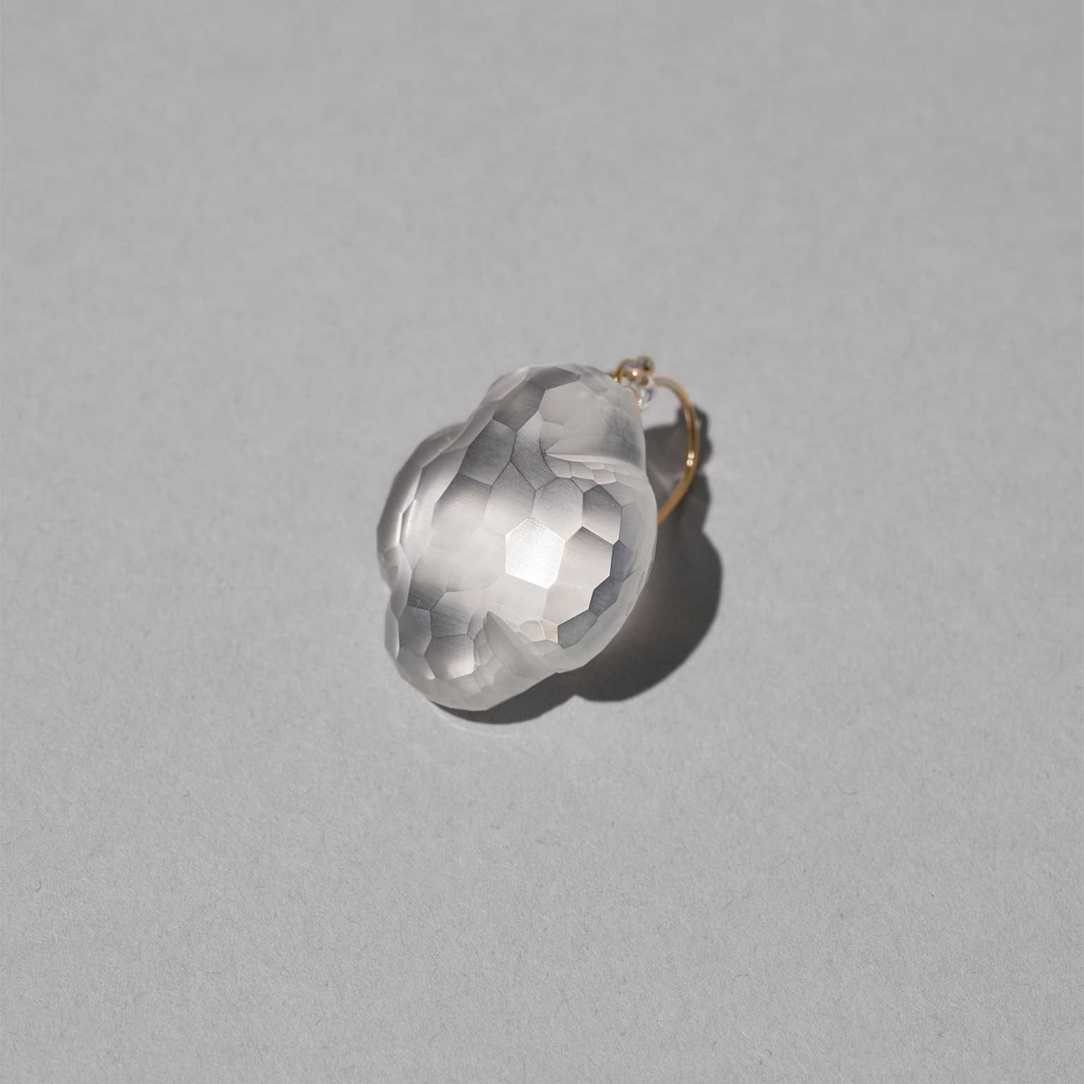 SIRI SIRI（シリシリ）ピアス KIRIKO MOCMOC | LIVING MOTIF｜家具