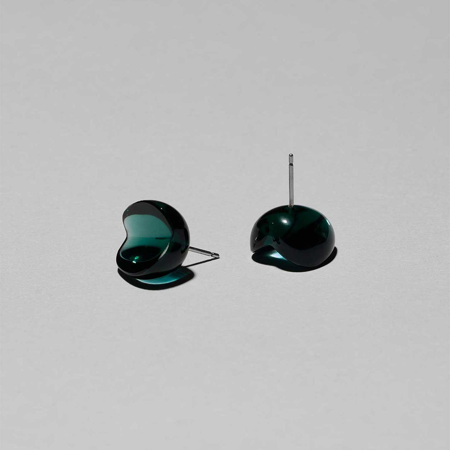 SIRI SIRI(シリシリ)ピアス Apple Teal グリーン | LIVING MOTIF SIRI SIRI(シリシリ)ピアス Apple Teal グリーン | LIVING MOTIF
