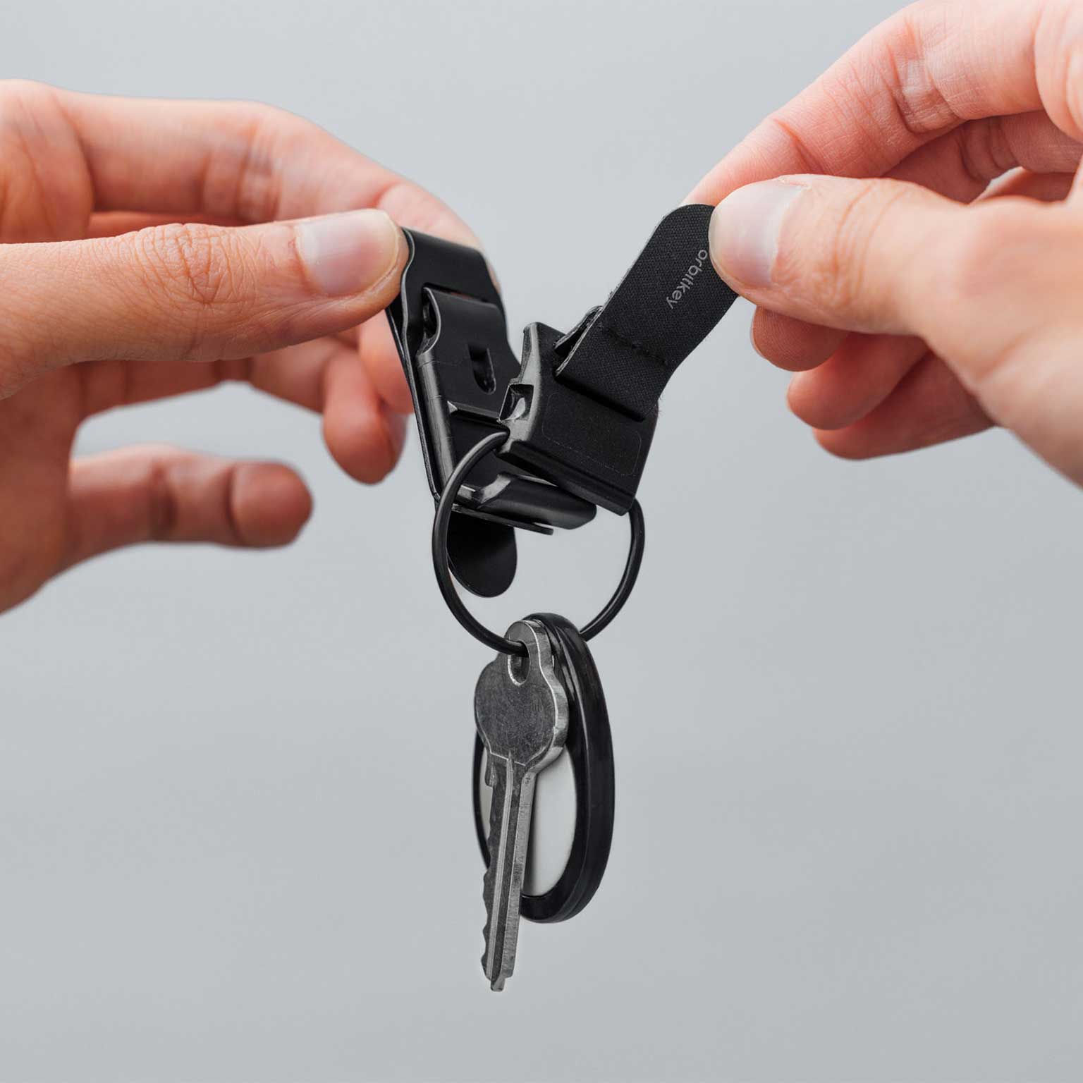 Orbitkey（オービットキー）Utility Clip ブラック | LIVING MOTIF