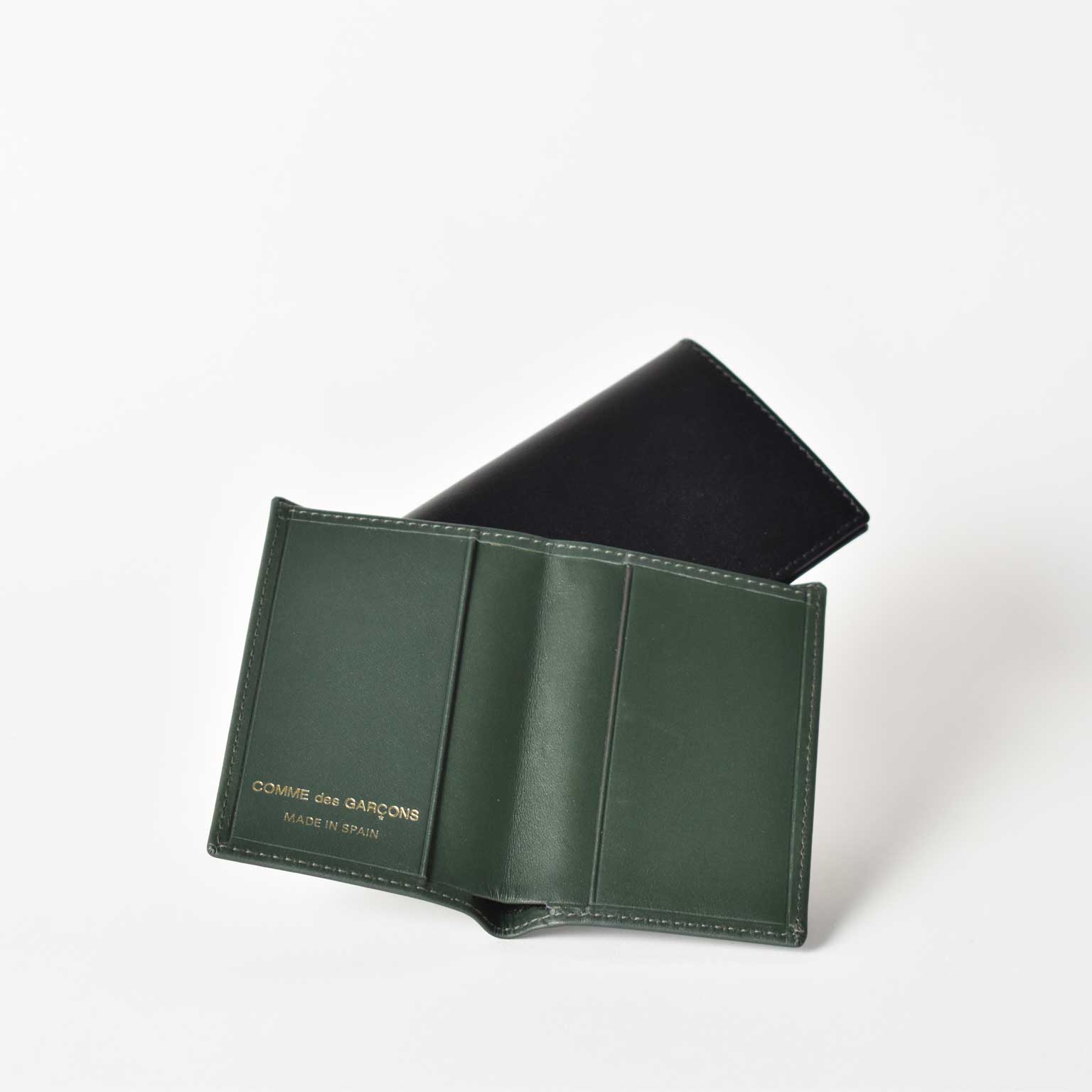 COMME des GARCONS（コム デ ギャルソン）Classic Line 二つ折り名刺