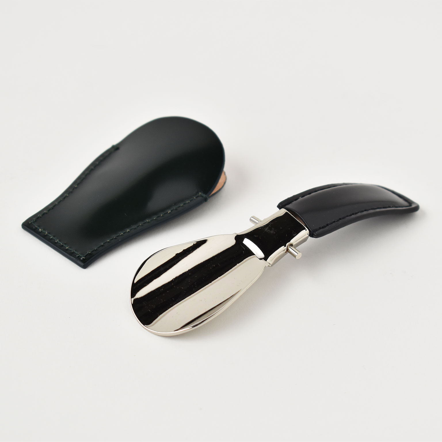 ビンテージ本黒檀shoehorn 日本製　未使用 ARTS & CRAFTS（アーツ&クラフツ）CORDOVAN SHOEHORN DARK GREEN