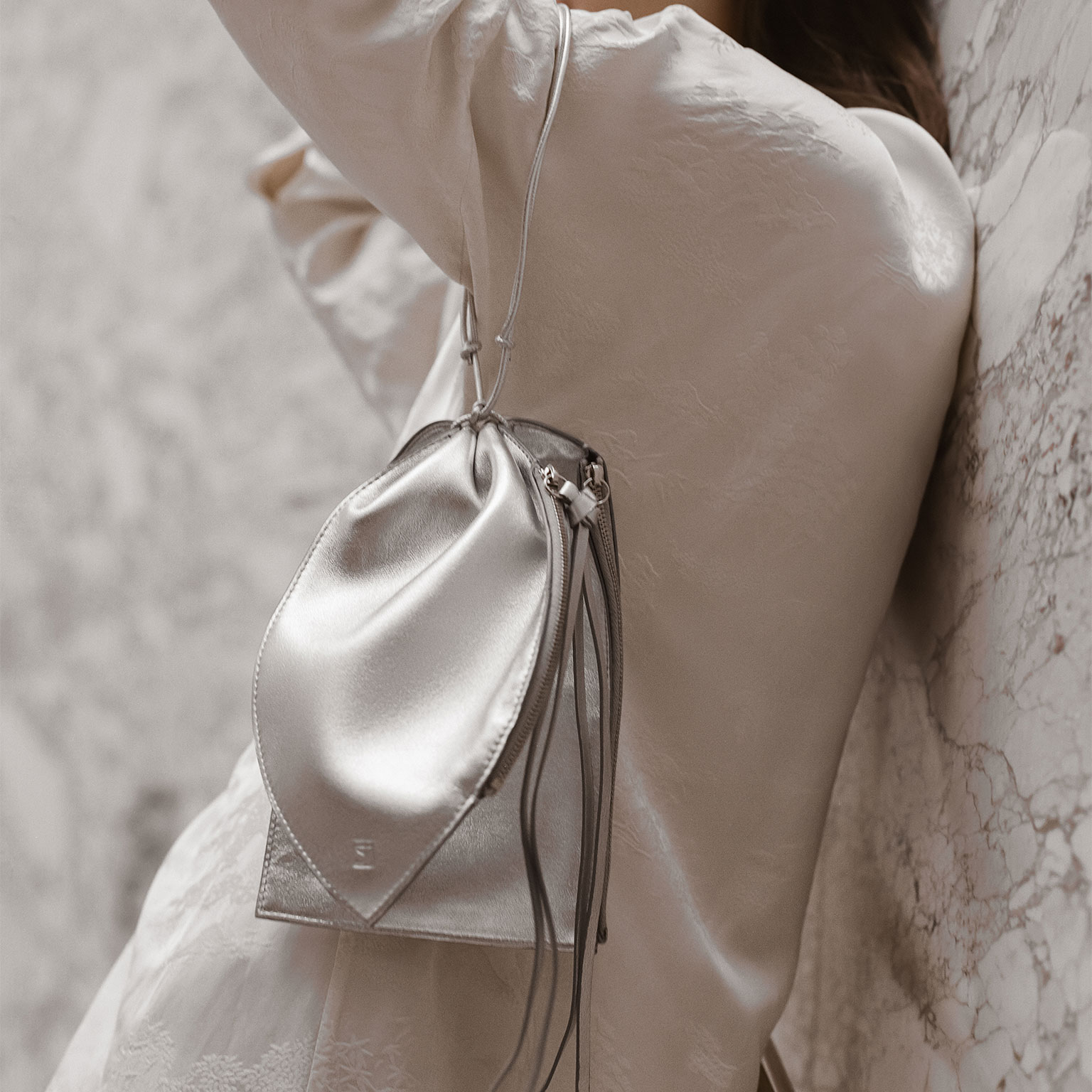 SAGAN VIENNA（サガン ヴィエンナ）MISER BAG Small シルバー | LIVING