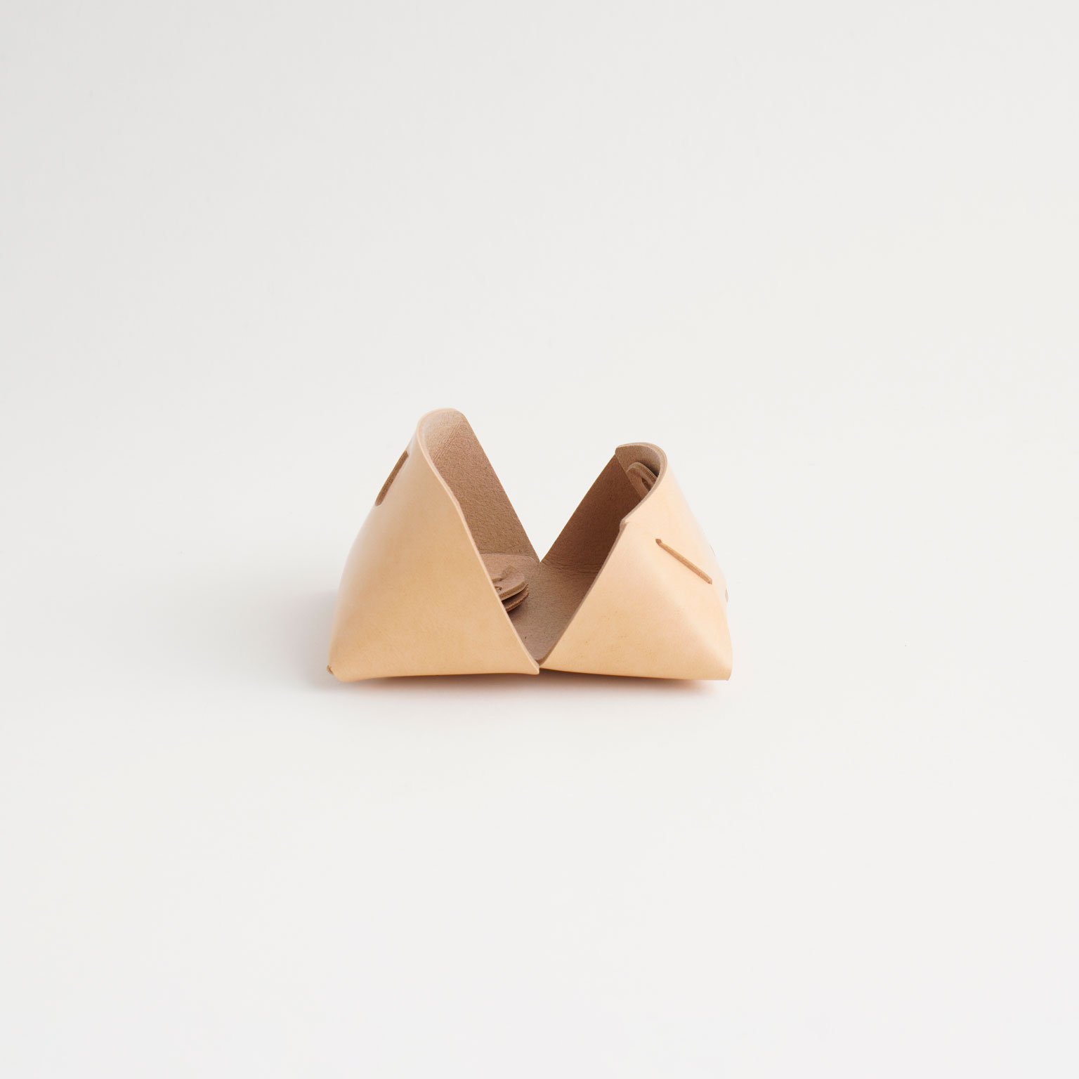 i ro se（イロセ）SEAMLESS SMALL CASE ヌード | LIVING MOTIF｜家具 