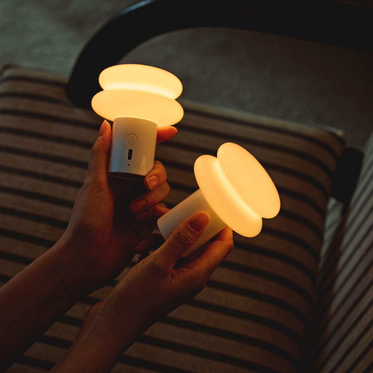 ILKW.（アイエルケーダブリュー）SNOWMAN8 ポータブルライト White