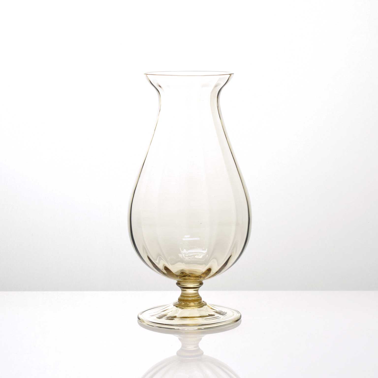teruska(テルスカ)ワイングラス スモーク | LIVING MOTIF teruska(テルスカ)ワイングラス スモーク | LIVING MOTIF