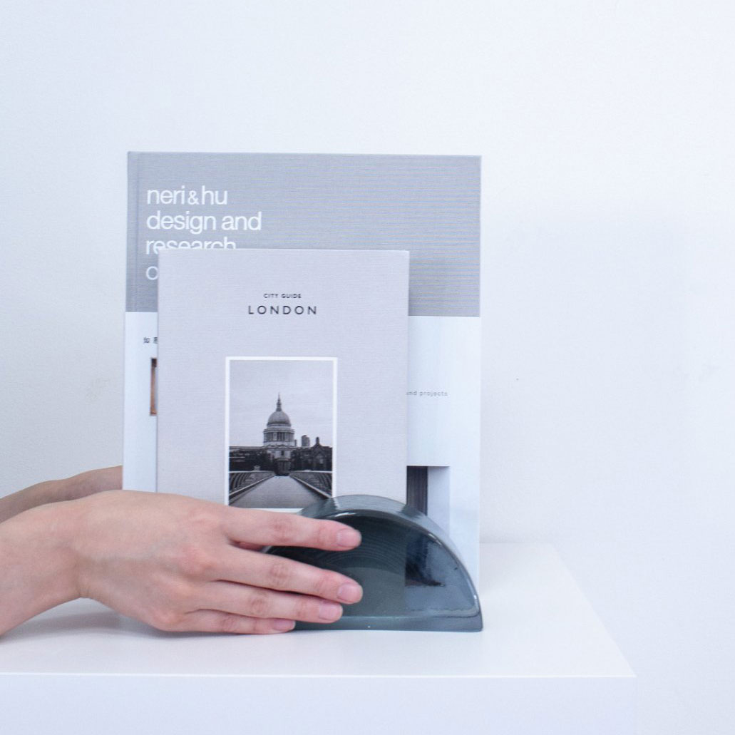 water-sup（ウォーター）HAMON BOOKEND blue gray | LIVING MOTIF