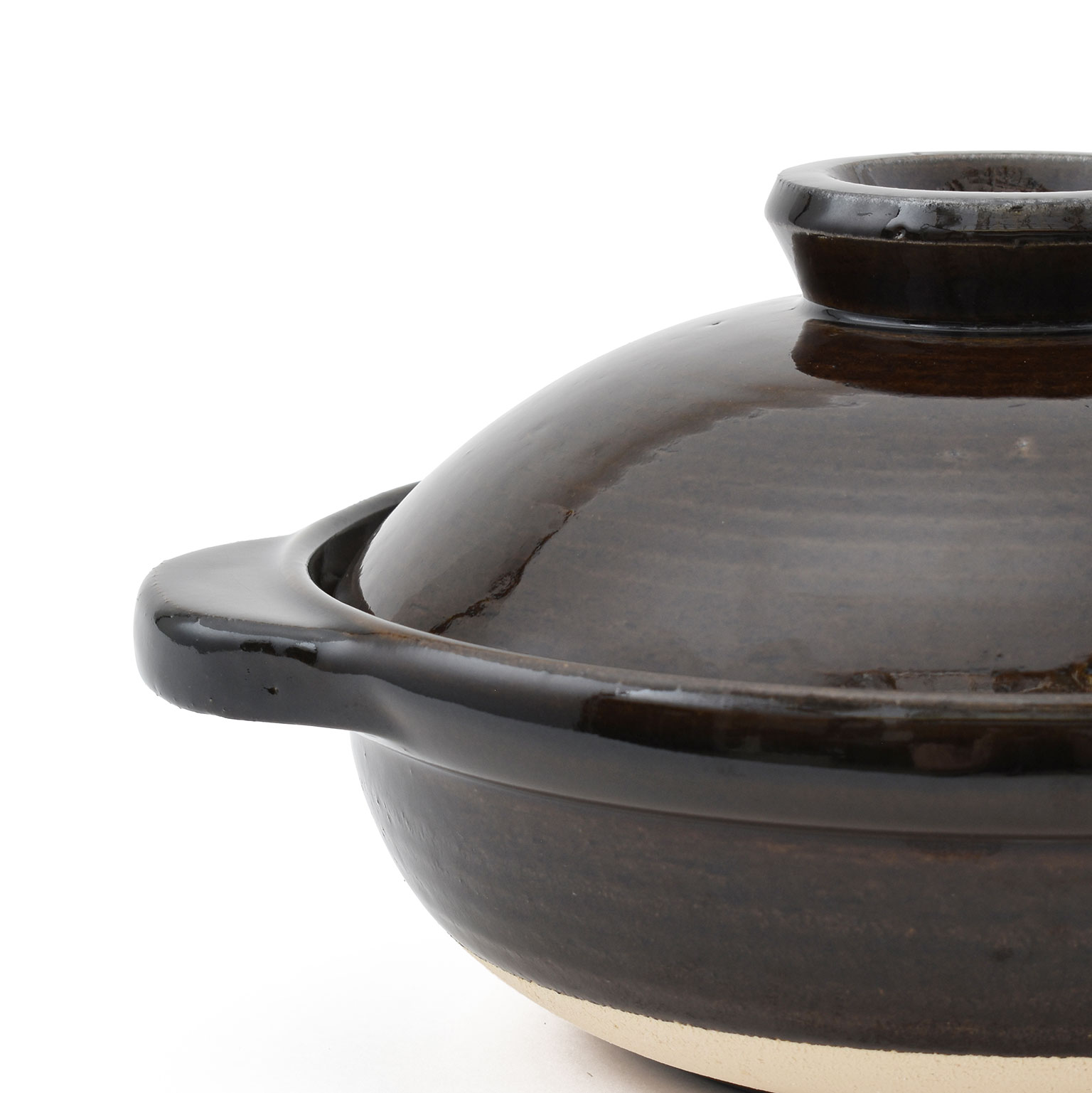 土鍋 衝撃の軽さと使いやすさ！アルミ製土鍋風卓上鍋がリニューアルして今年