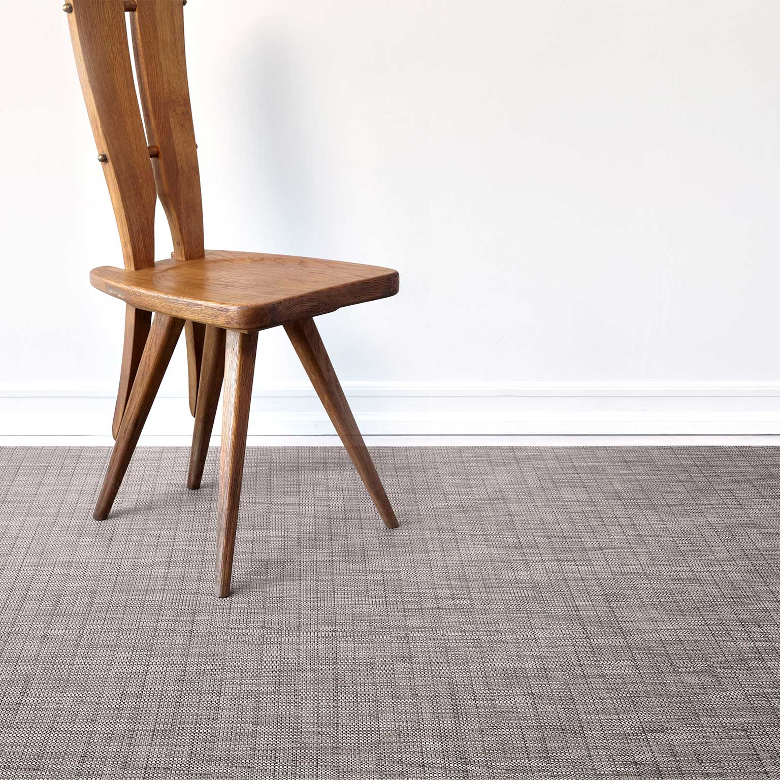chilewich（チルウィッチ）Thatch フロアマット Umber | LIVING MOTIF