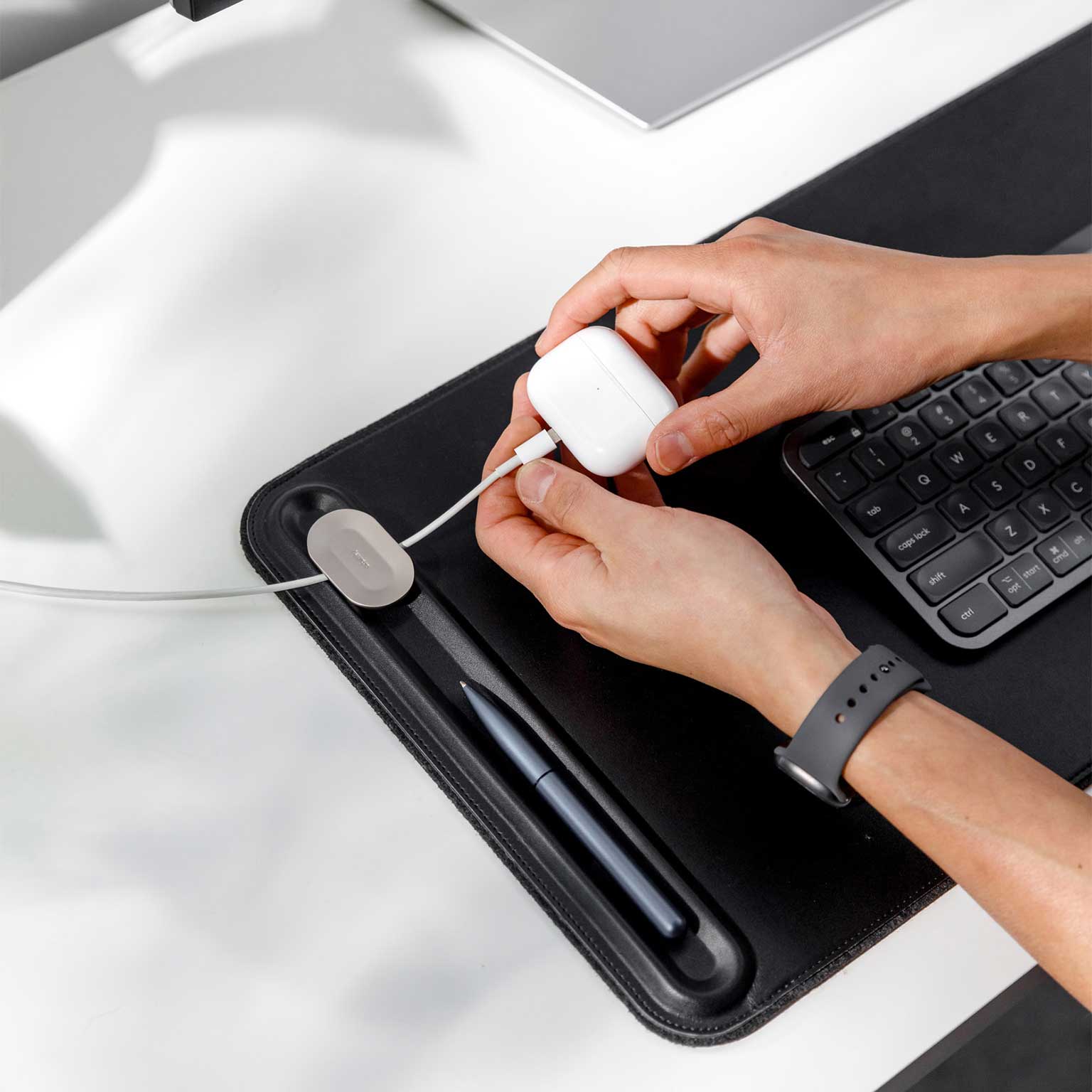 Orbitkey（オービットキー）Desk Mat Slim | LIVING MOTIF｜家具