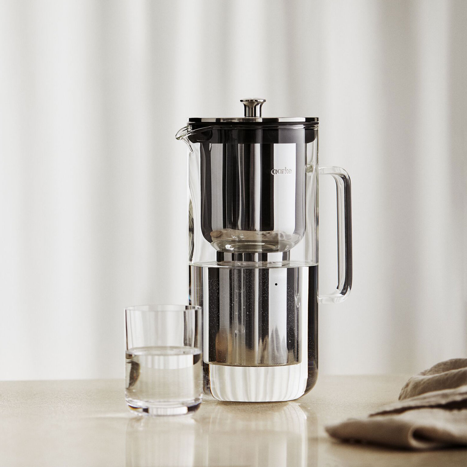 aarke（アールケ）Purifier カラフェ型浄水器 | LIVING MOTIF｜家具