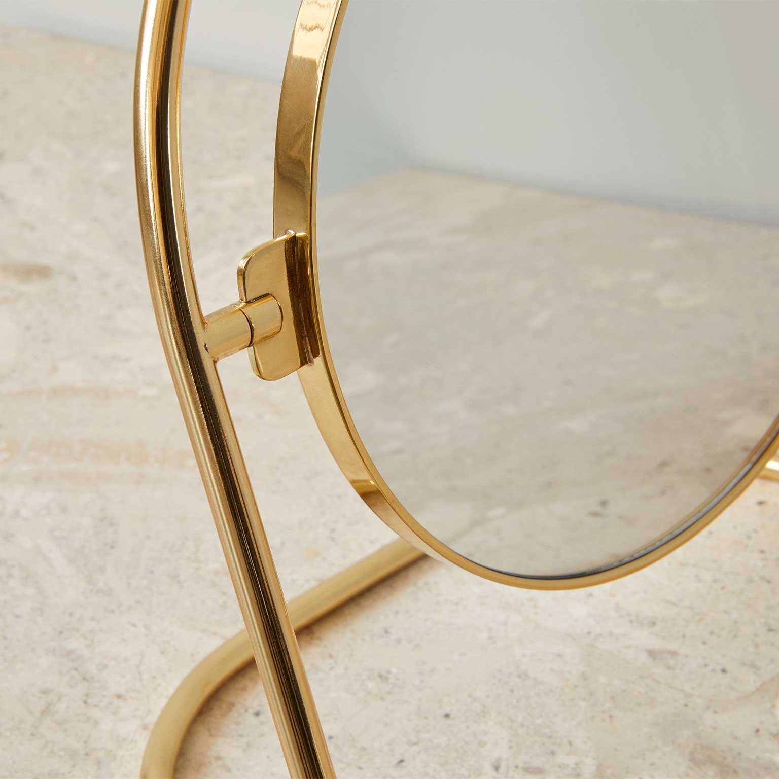 Audo Copenhagen（オドー コペンハーゲン）NIMBUS テーブルミラー