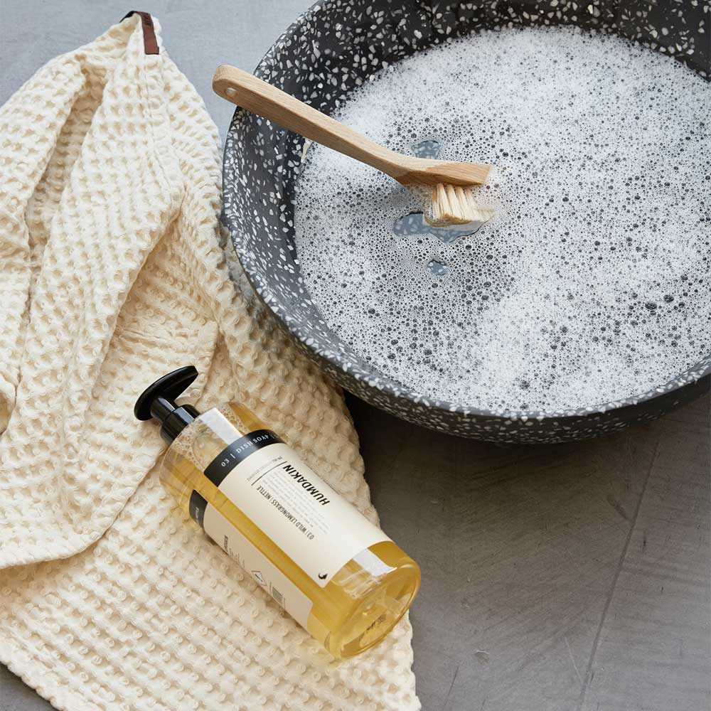 HUMDAKIN（ハムダキン）ディッシュソープ | LIVING MOTIF｜家具