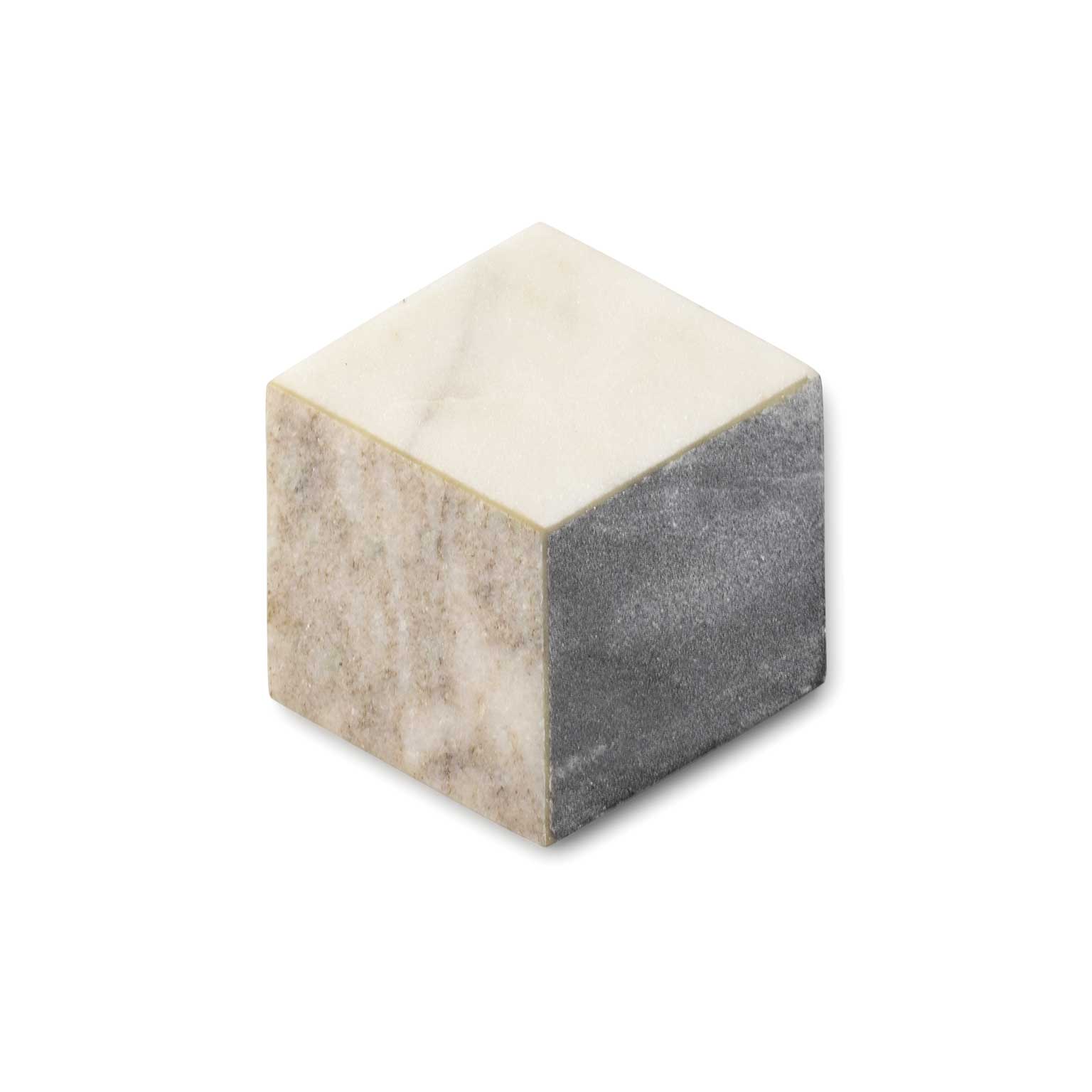 MALERIFABRIKKEN（マレリファブリケン）ポスターボード Triangle2 30