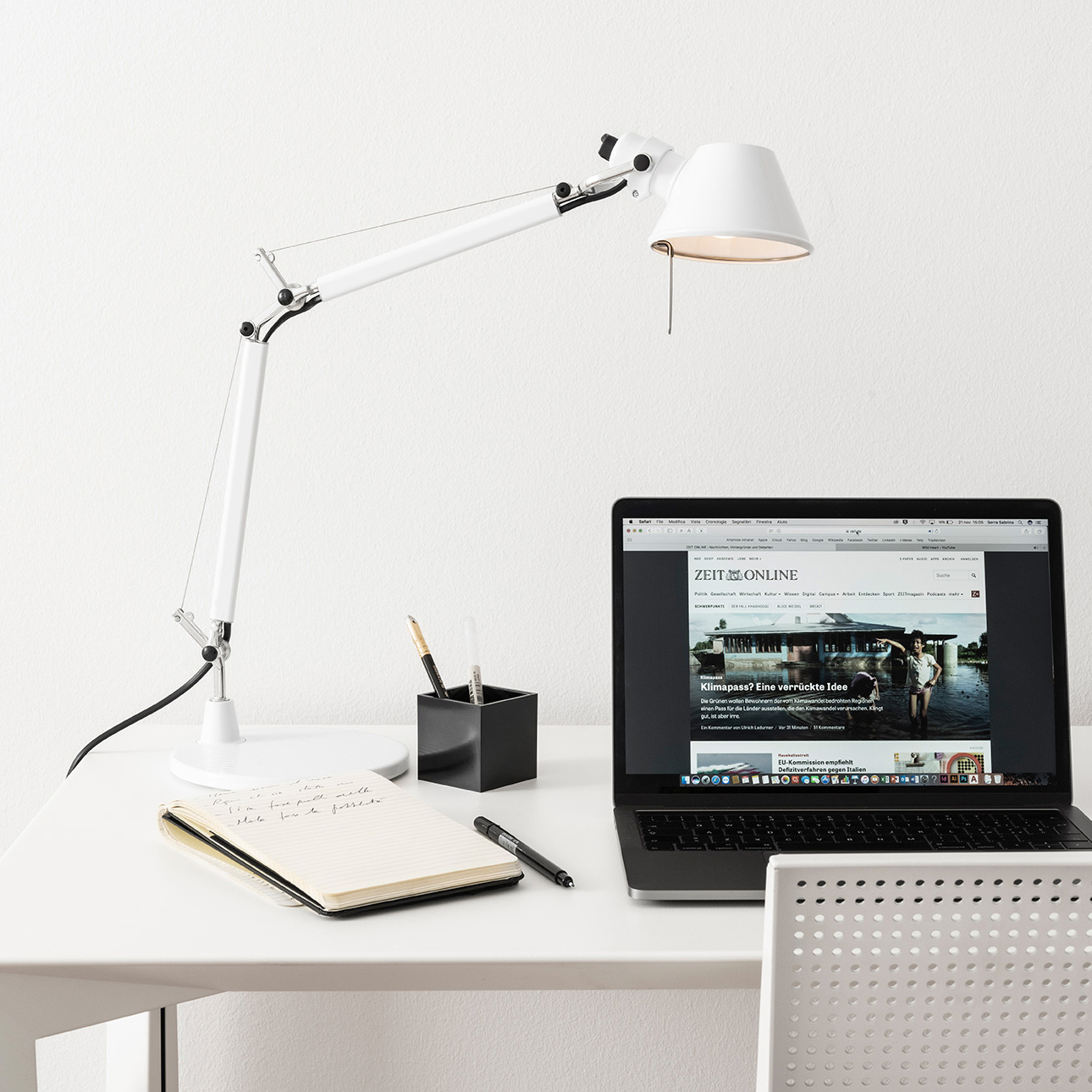 Artemide（アルテミデ）TOLOMEO MICRO TABLE シルバー | LIVING