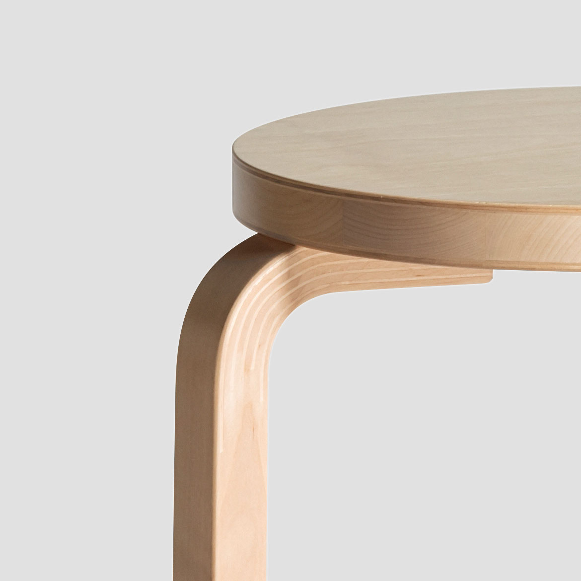 artek(アルテック)スツール 60 ナチュラルラッカー | LIVING artek(アルテック)スツール 60 ナチュラルラッカー | LIVING