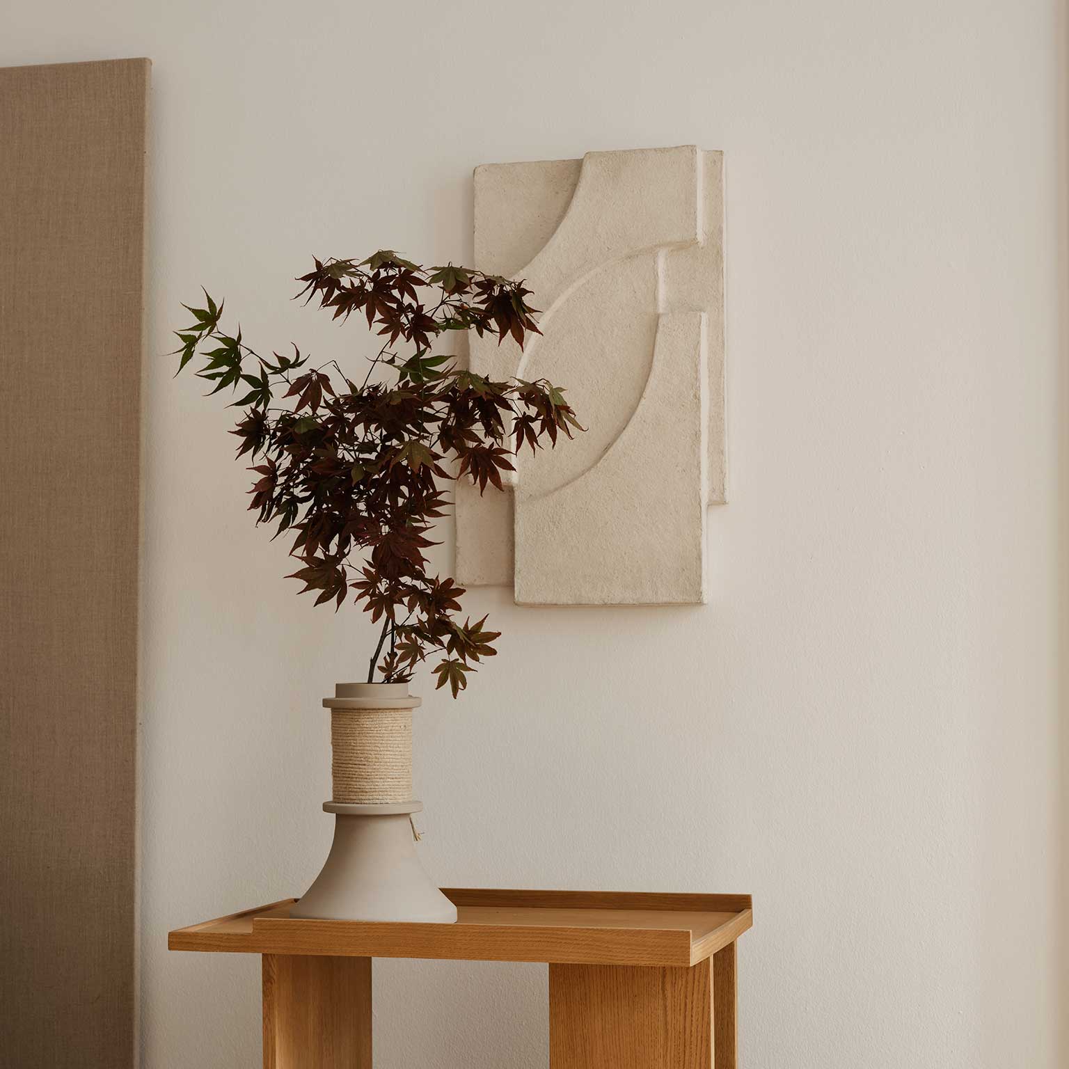 living motif Kristina Dam Studio 壁掛けアート KRISTINA DAM STUDIO（クリスティーナ ダム スタジオ）Serif Relief S