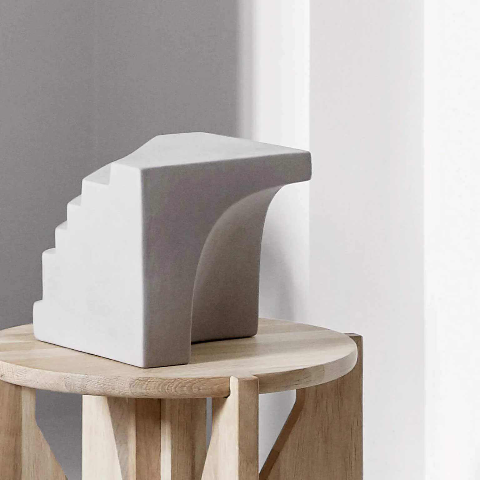 新品完売品KRISTINA DAM STUDIO 階段オブジェ　カッシーナ KRISTINA DAM STUDIO（クリスティーナ ダム スタジオ）Stair Sculpture