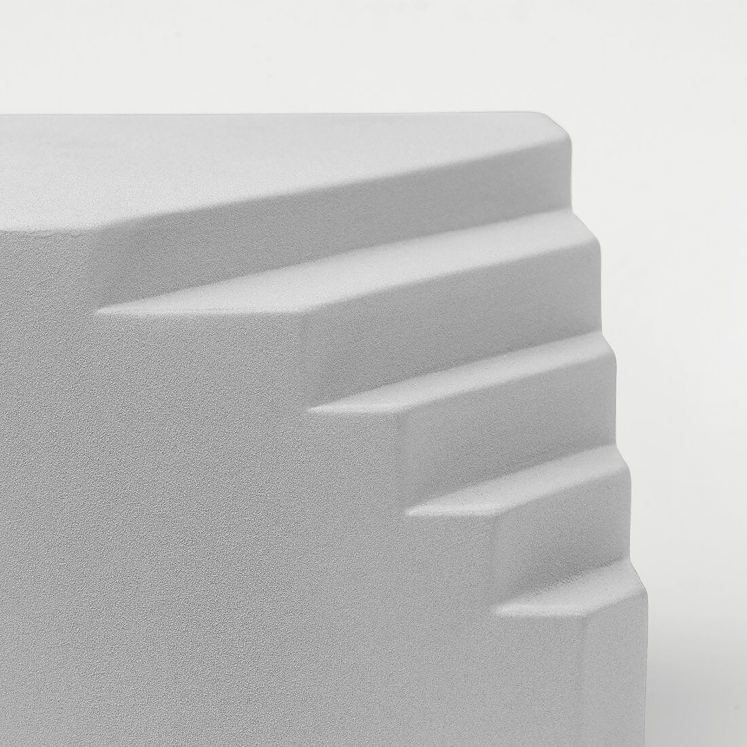 KRISTINA DAM STUDIO（クリスティーナ ダム スタジオ）Stair Sculpture