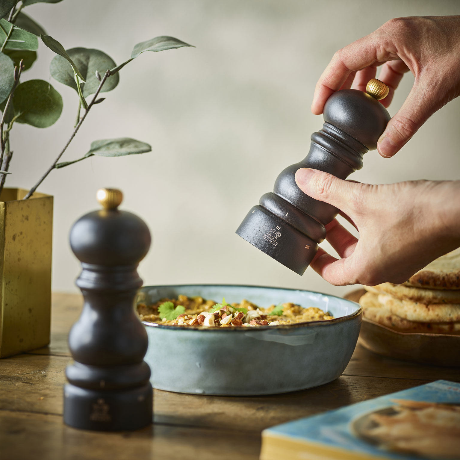 PEUGEOT プジョー パリユーセレクト 塩胡椒ミル セット（未使用） プジョー公式 パリユーセレクト18cmペッパー＆ソルトミル＋トレイ