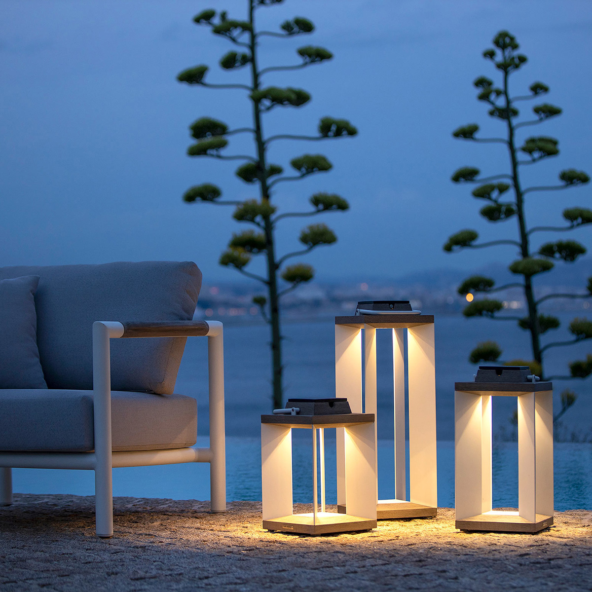 LES JARDINS（レ ジャルダン）BLADE ランタン ホワイト | LIVING MOTIF