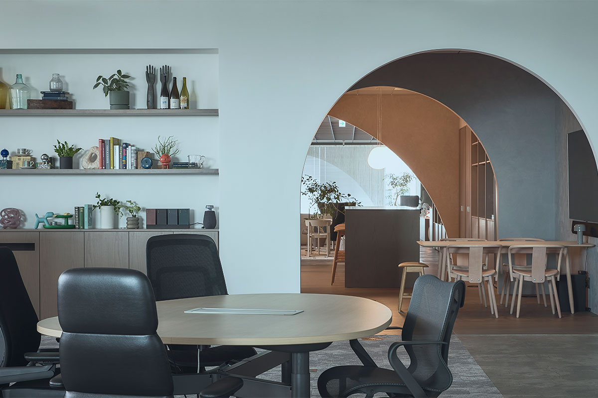 納品事例｜ショールーム＆オフィス「THE MUSEUM」 | LIVING MOTIF