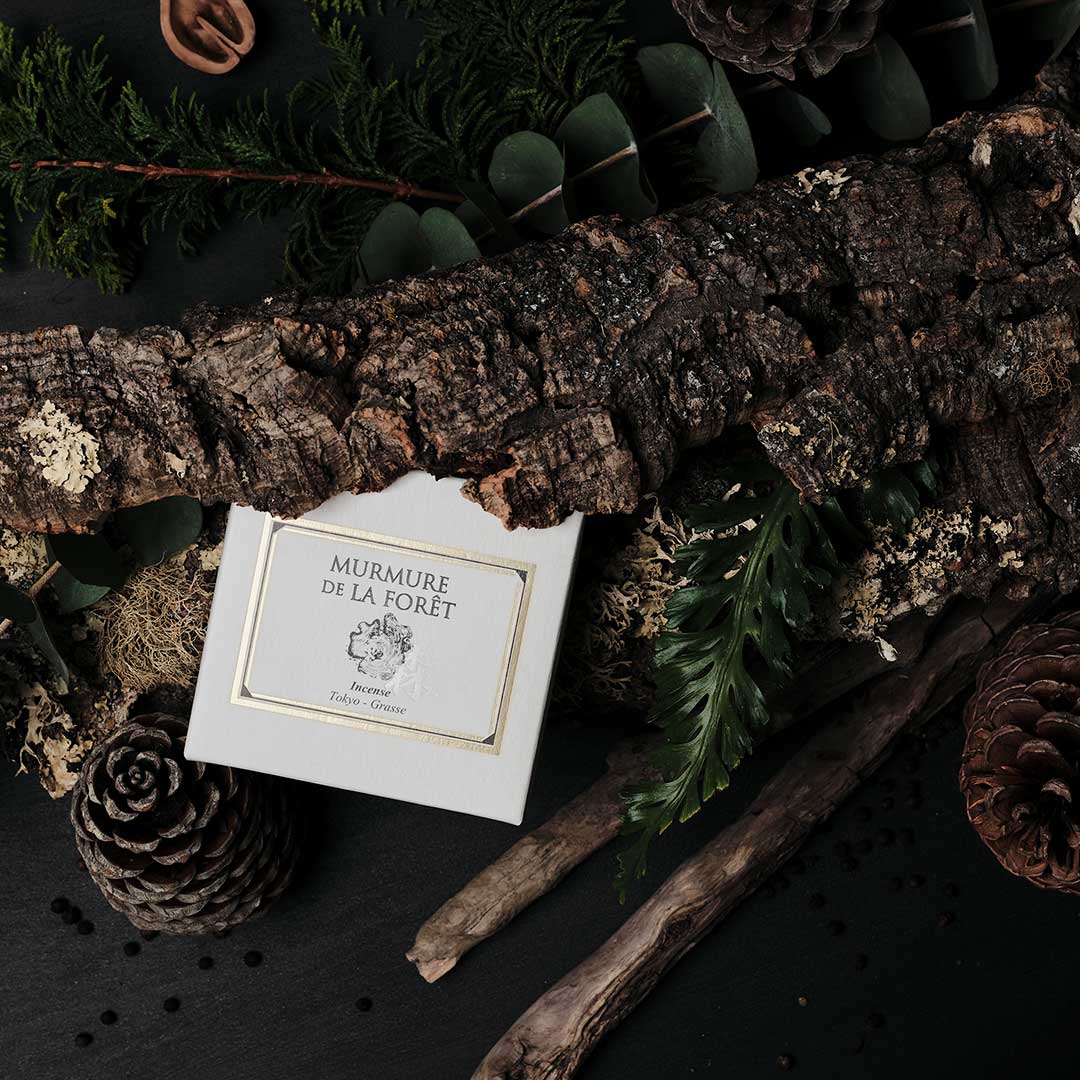 TOKYO KODO｜香りで見えないアートを生み出す | LIVING MOTIF｜家具
