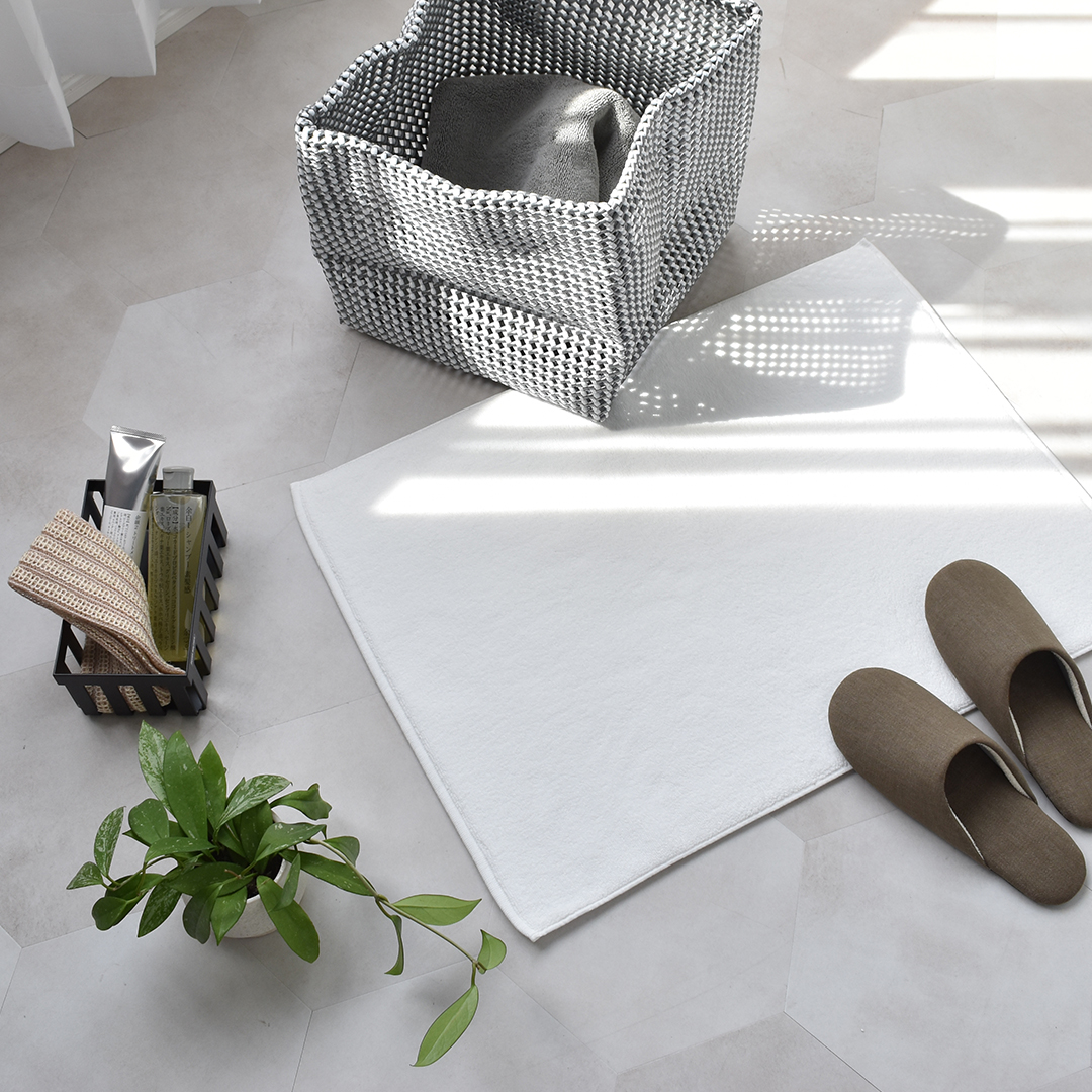 MOCHI新品未使用　ferm Living バスルームシェルフ MOCHI新品未使用 ferm Living バスルームシェルフ MOCHI新品未