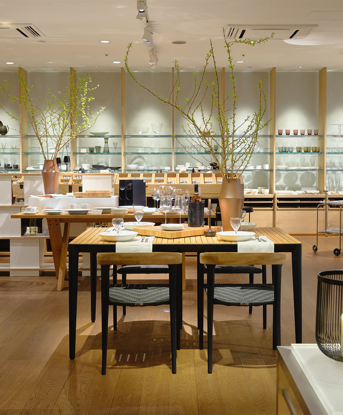 ABOUT｜LIVING MOTIF｜家具・インテリアセレクトショップ