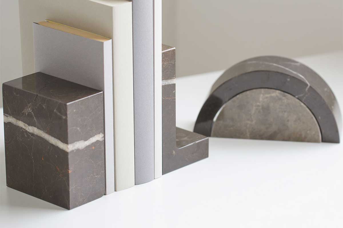 ISHIZO｜「石」がもたらす好奇心の世界 | LIVING MOTIF｜家具