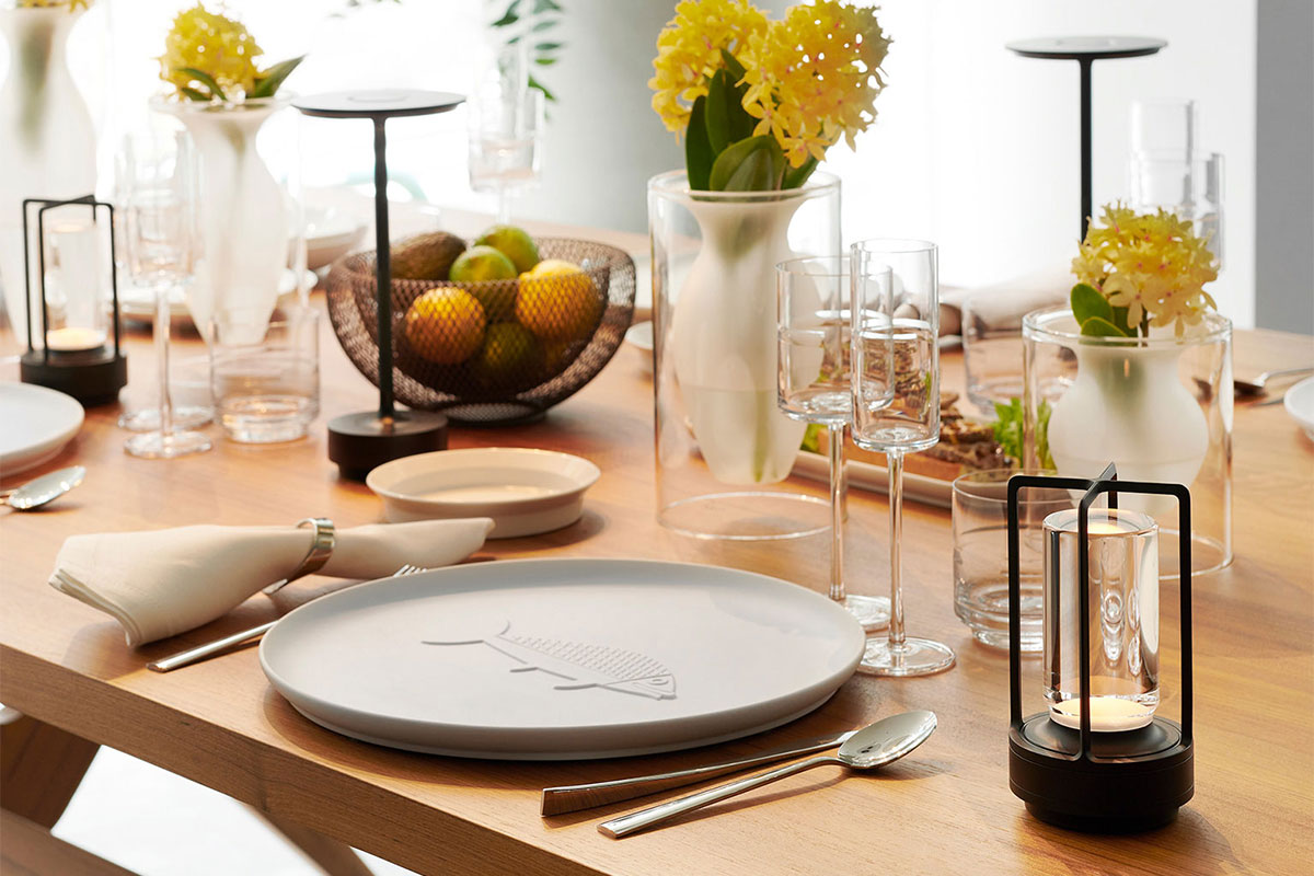 ポータブルランプで日常に彩りを | LIVING MOTIF｜家具・インテリア