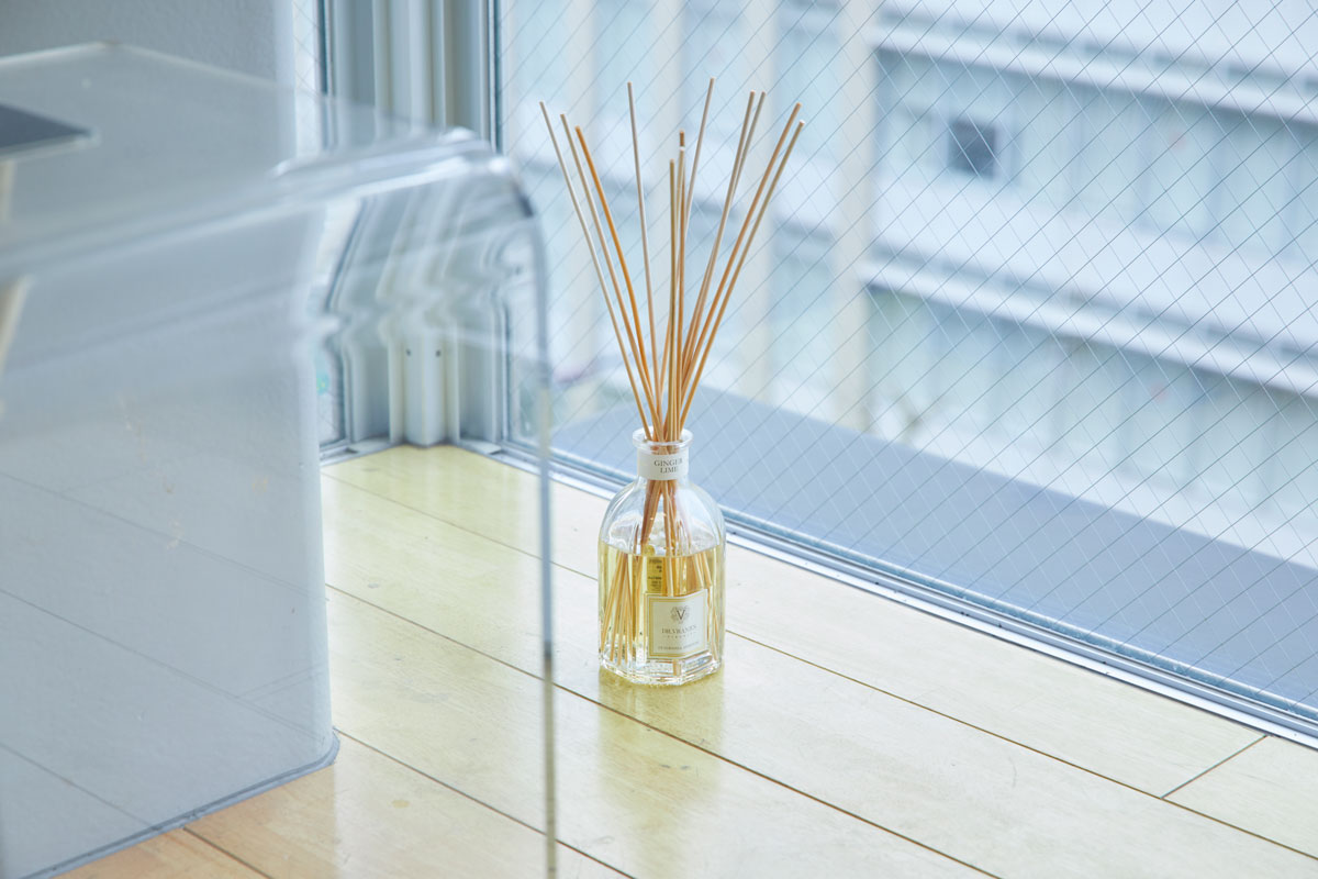 One's MOTIF MOMENTさん DR. VRANJES ディフューザー | LIVING MOTIF