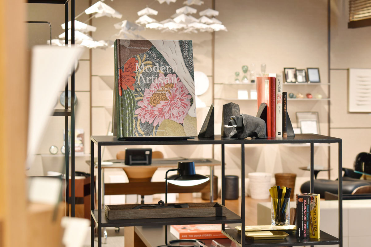 リモデルオープンした店内を巡る、LIVING MOTIF ショップツアー