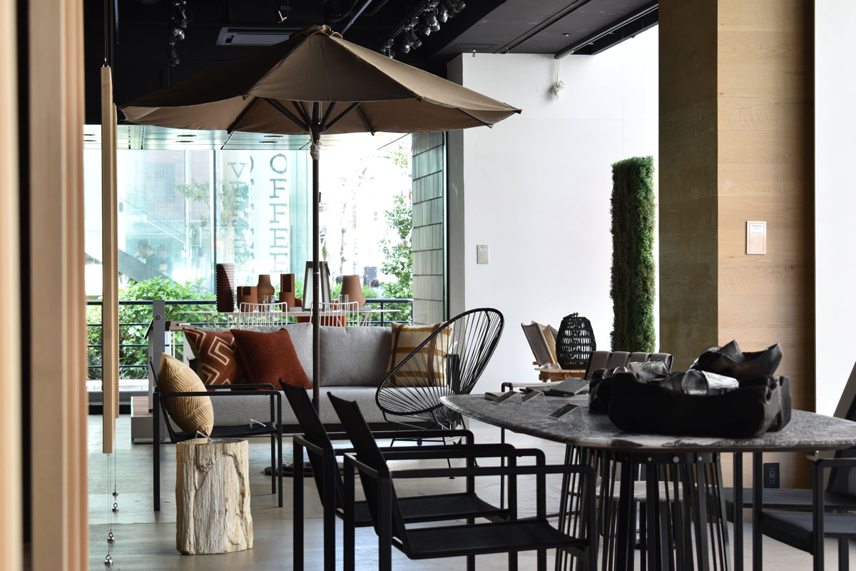 リモデルオープンした店内を巡る、LIVING MOTIF ショップツアー