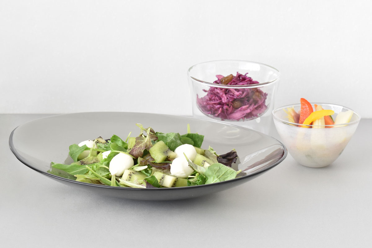 ガラスの器で涼しげな夏の食卓を | LIVING MOTIF｜家具・インテリア