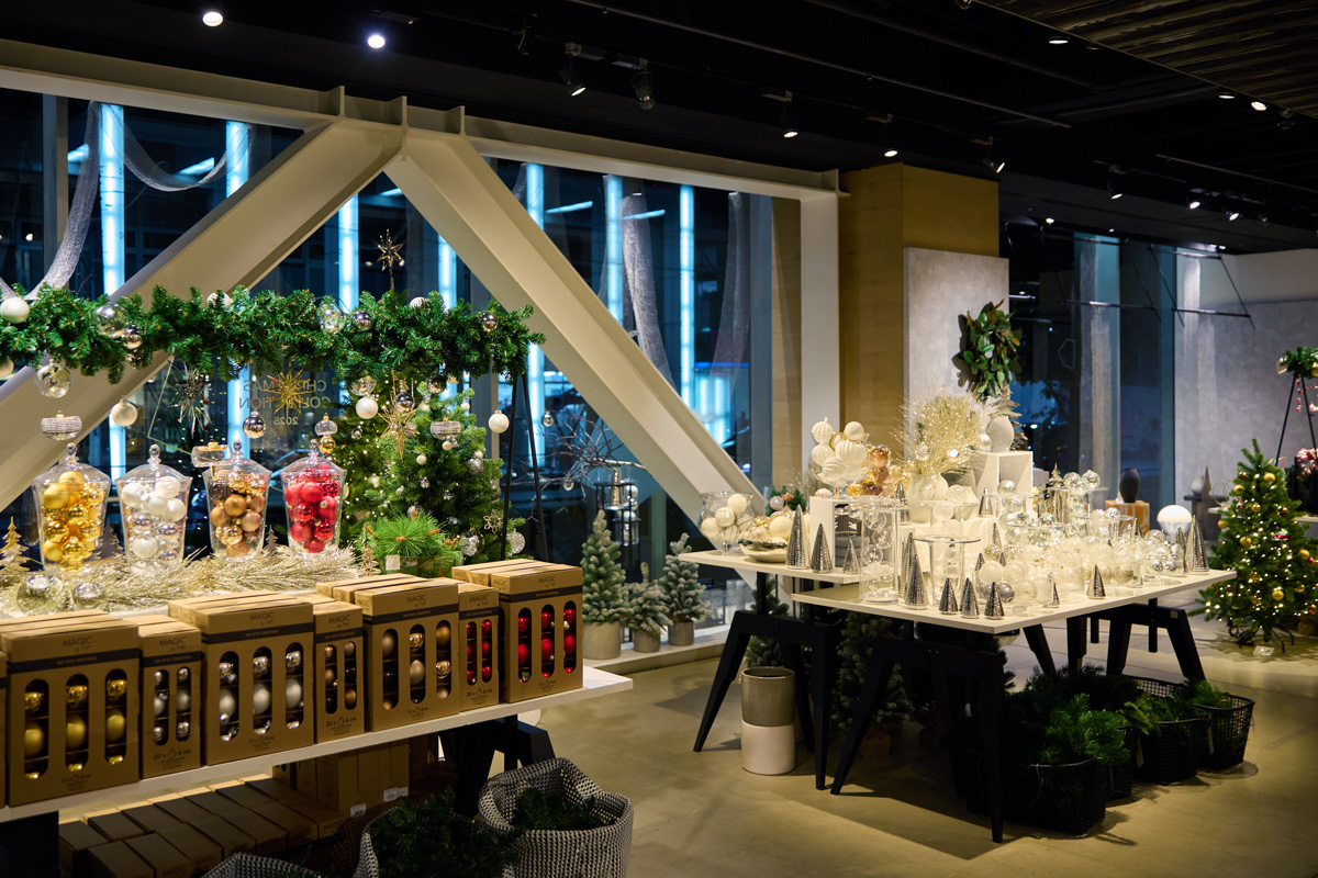 Season Display 2025 Christmas | LIVING MOTIF｜家具・インテリア