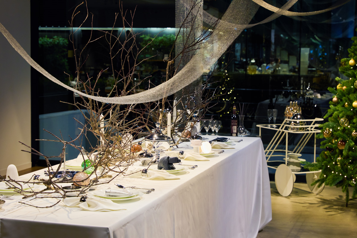 LIVING MOTIF  新作クリスマスツリー 他セット Season Display 2025 Christmas | LIVING MOTIF｜家具・インテリア