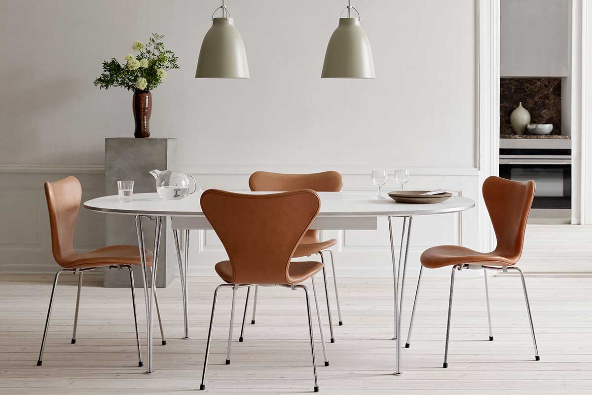 FRITZ HANSEN セブンチェアESSENTIAL LEATHER キャンペーン 3/1(日)〜6